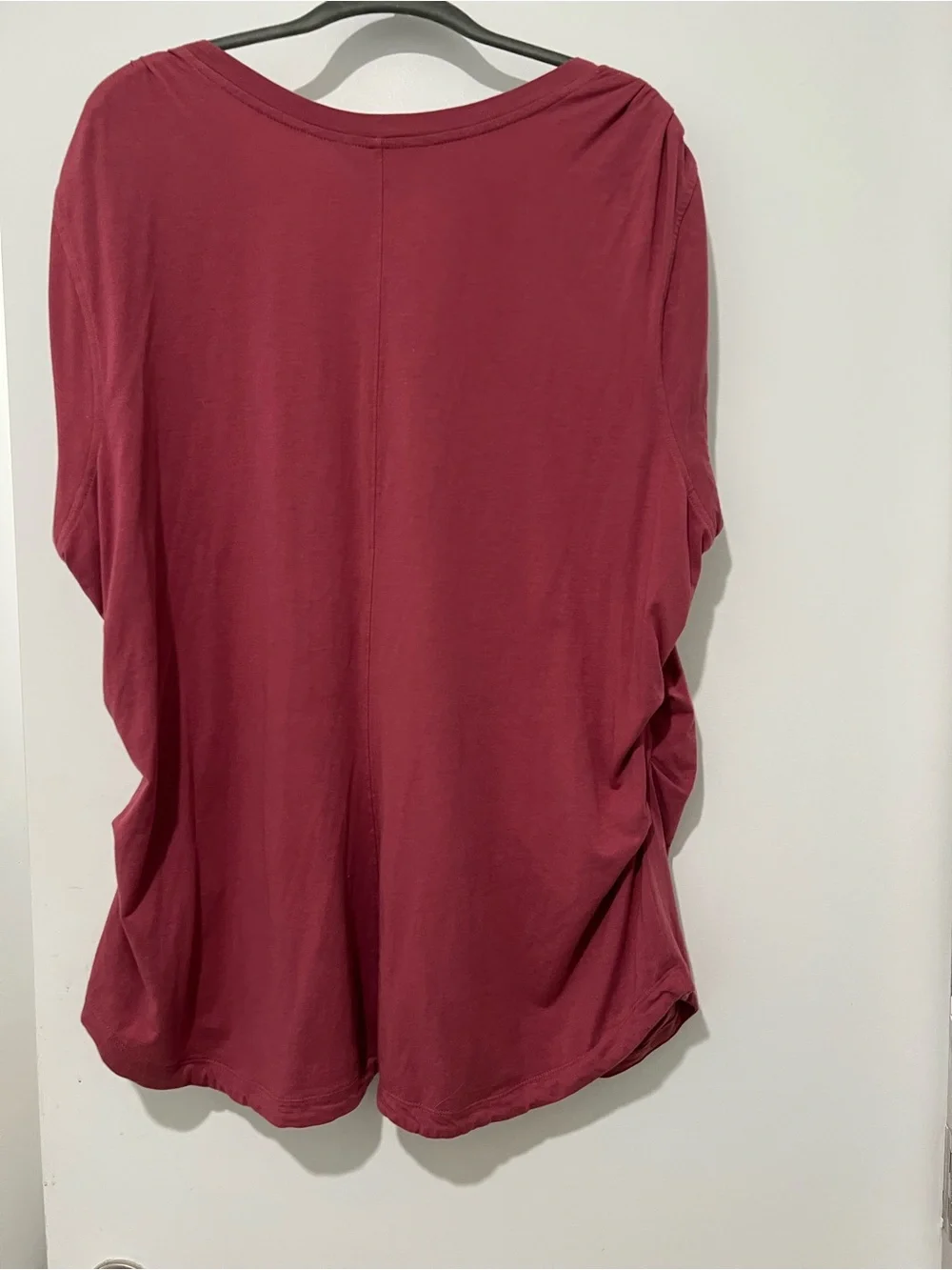 Athleta Women's V-Neck Long Sleeve Top in Wine - Picture 5 of 5